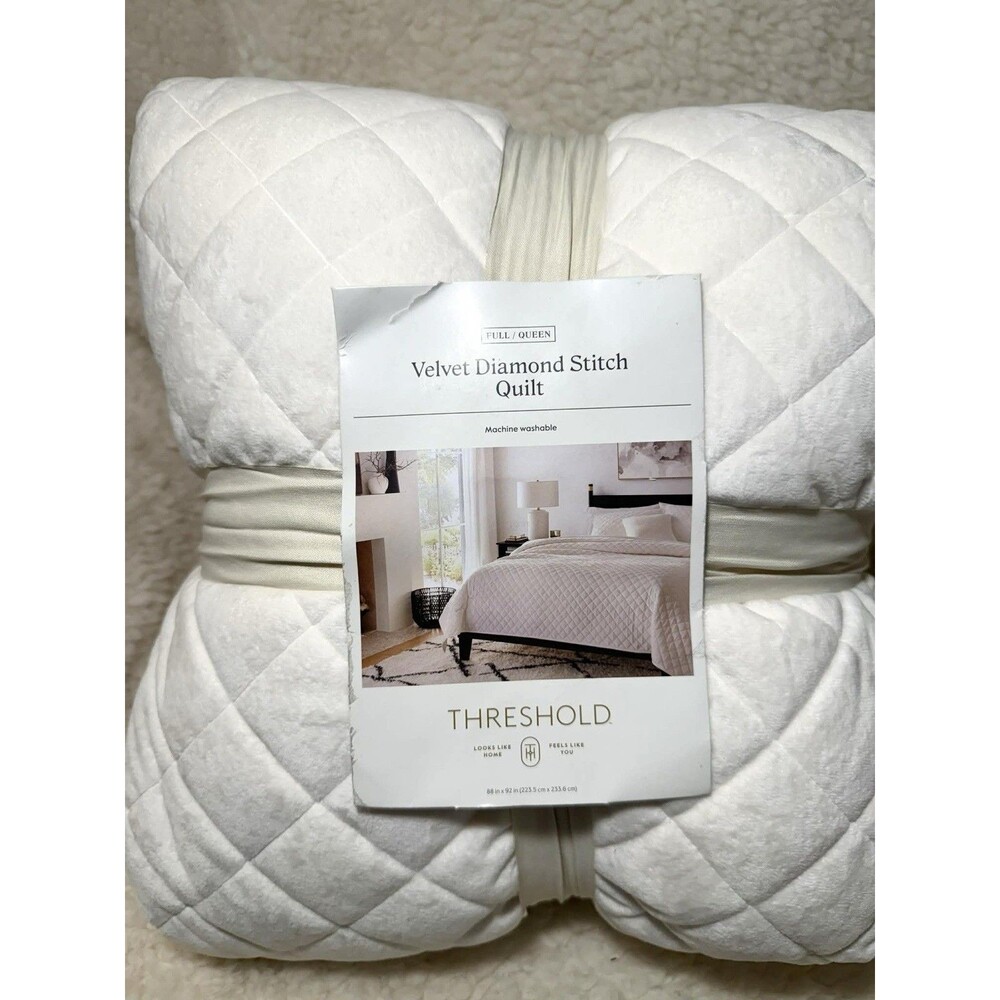Threshold Luxe Velvet Quilt Full Queen Ivory Diamond Stitch - Picture 4 of 5